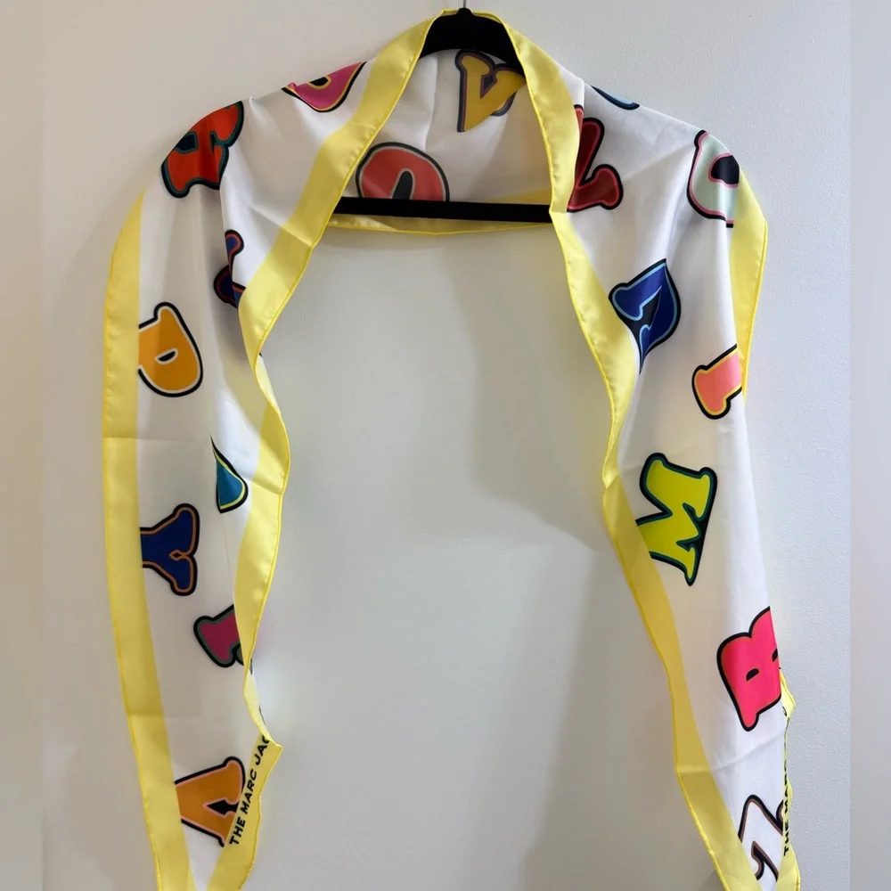 Marc Jacobs Letters Scarf in Multi Color NWT - Picture 3 of 11